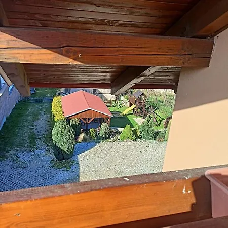 Zlata Rybka Apartment Podhájska